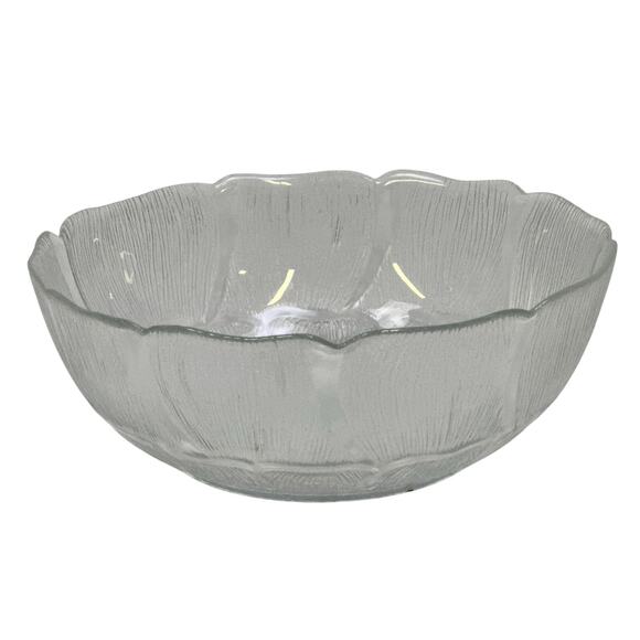 Arcoroc France 'Fleur Petal' Clear Glass Round 7" Bowl Embossed Petals - Picture 1 of 5